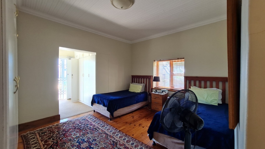 4 Bedroom Property for Sale in Linkside Western Cape